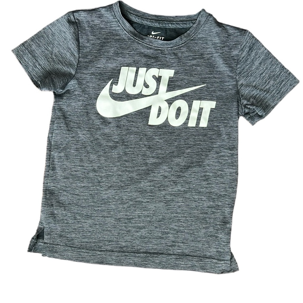 Nike shirt dri-fit xs size 4